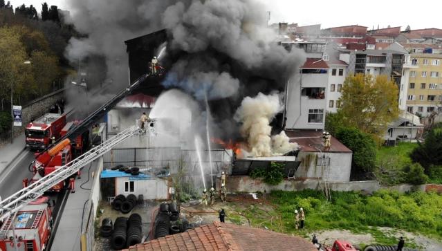 Eyüpsultan’da balıkçı deposunda korkutan yangın