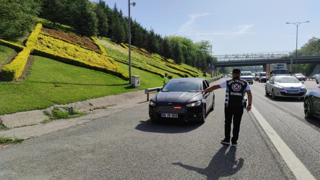 İstanbul’da “çakarlı araç” denetimi