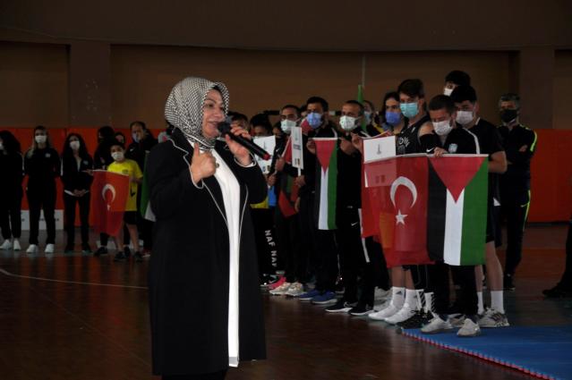 Sancaktepe Belediyesi’nden olimpiyatlara hazırlanan Filistinli sporculara büyük jest