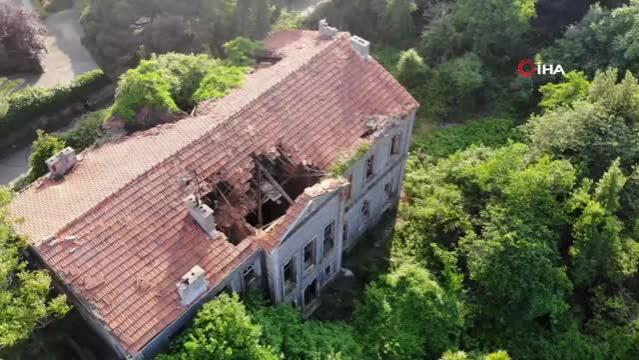 Üsküdar’da defineciler tarihi köşkü talan etti