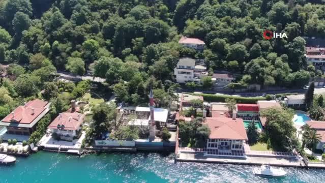 Üsküdar’da yanan Tarihi Vaniköy Camii’nin son hali böyle görüntülendi