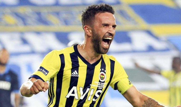 Fenerbahçe, Gökhan Gönül ile yollarını ayırdı