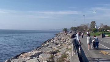 İstanbul’da “pastırma yazı”nda deniz keyfi