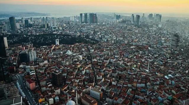 İstanbul’da hava kirliliği uyarısı: Trafiğin yoğun olduğu saatlerde dışarıda bulunmayın