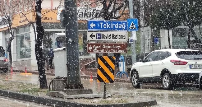 Kar, İstanbul sınırına dayandı