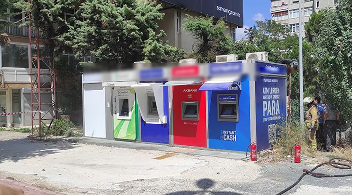 BEŞİKTAŞ’TA ATM’DE YANGIN