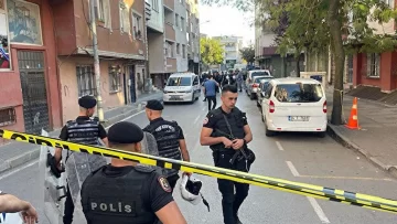 Bağcılar’da oğlu tarafından öldürülen kadının cenazesi defnedildi