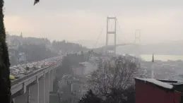 İstanbul Boğazı’nda sis etkili oluyor