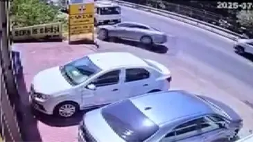 Sultanbeyli’de Kaza: Araç Ağaçlık Alana Uçtu