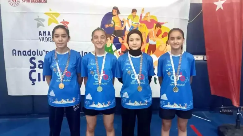 Elazığ Badminton Takımı Türkiye Finallerine Yükseldi