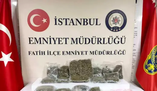 Fatih’te Uyuşturucu Operasyonu: 2 Gözaltı